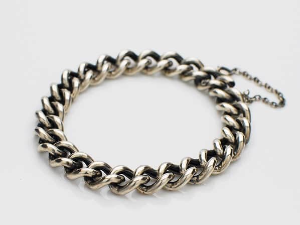 Hollow Curblink Chain Bracelet
